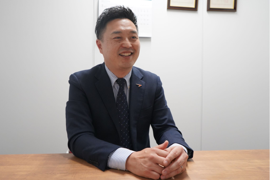 株式会社ビィ・フォアード田中様